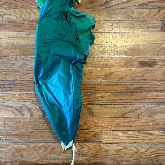 Three Vintage Spring Windsport Wind Socks - Picture 4 of 15